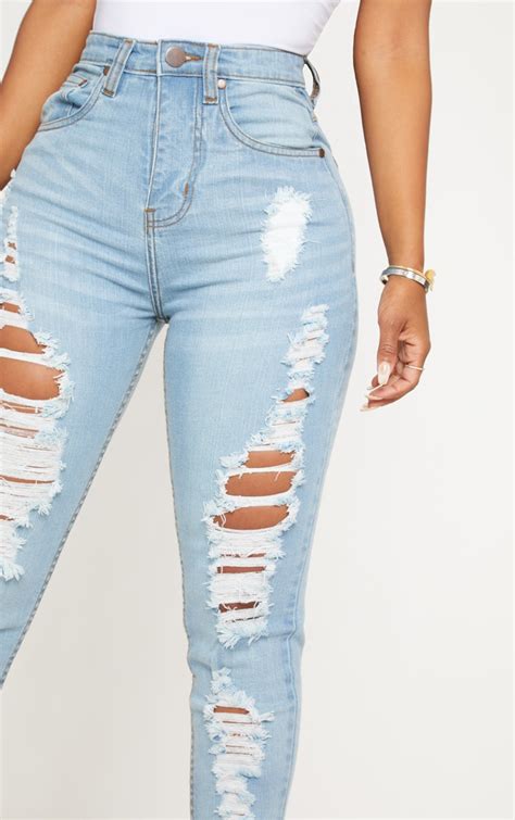 711 Skinny Women's Jeans. (0) $39.98 Original Price Was $69.50. Or 4 installments of $9.99 by. $25 off $100, $50 off $150, $75 off $200+ Applied at Checkout. Size Guide. Fit: Customers say Runs somewhat small. Model is 5'10". They're wearing a size 27 x 30".